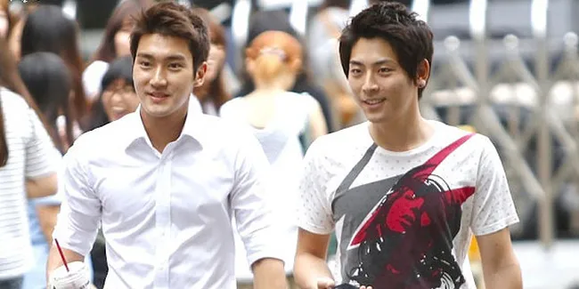 Intip Manajer-Manajer Grup K-Pop Yang Ganteng dan Keren!