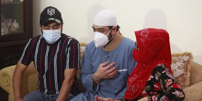 Istri Ferry Irawan Minta Cerai Saat Sang Suami Sakit, Pihak Keluarga Buka Suara