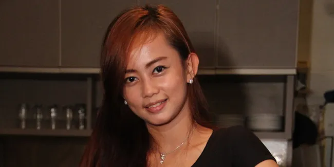 Istri Mike Curiga D Bagindas Cari Popularitas