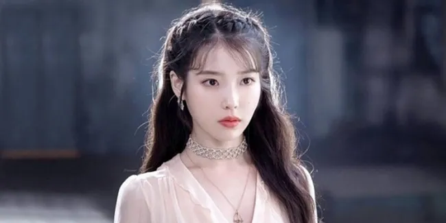 IU Berikan 5 Tips Kencan untuk Para Cowok Saat PDKT, Tertarik Coba?