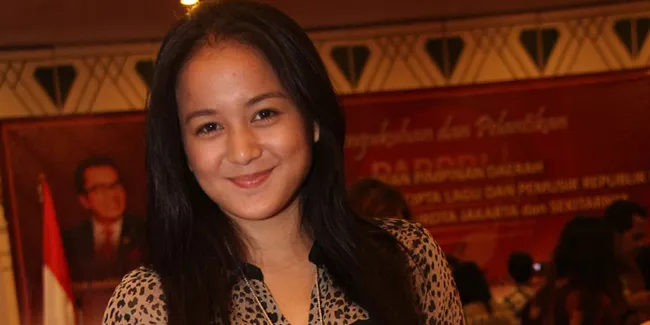 J2B, Duo Anyar Juwita - Jelita Bahar