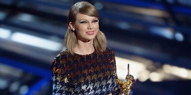 Jadi Artis Dengan Bayaran Tertinggi Berapa Gaji Taylor Swift Kapanlagi Com