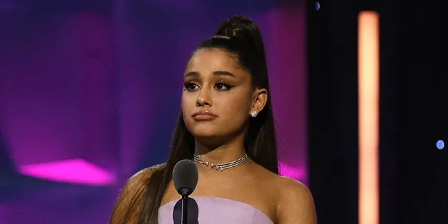 Jadikan Ariana Grande Bahan Lelucon, Aktor ini Dapat Kecaman Netizen