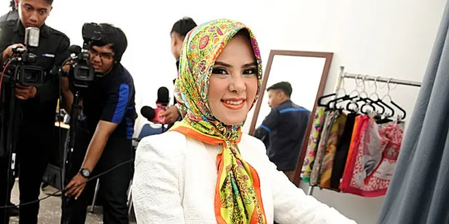 Jadwal Super Padat, Ini Trik Angel Lelga Untuk Bagi Waktu Kerja