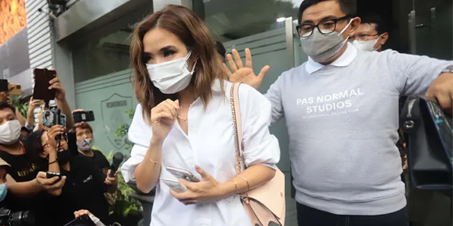 Jalani BAP Soal Video Syur yang Mirip Dirinya, Hotman Paris Sebut Gisel Sama Sekali Tak Membantah