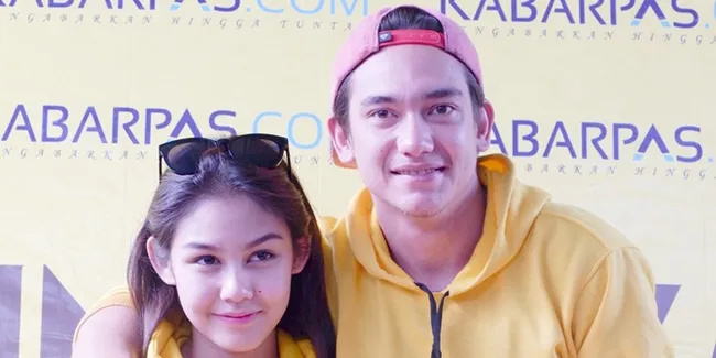 Jalani LDR, Adipati Dolken & Vanesha Prescilla Punya Cara Sendiri Untuk Lepas Rindu