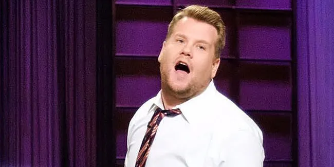 James Corden Tersandung dan Jatuh Dari Tangga di 'Grammy Awards'