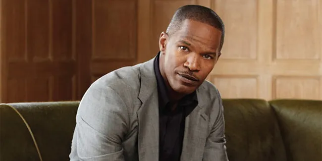 Jamie Foxx Diplot Jadi Elektro di 'THE AMAZING SPIDER-MAN 2'?