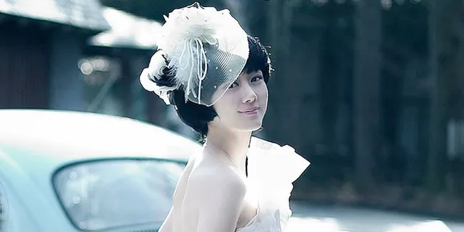 Jang Nara Mempesona Dengan Gaun Pengantin