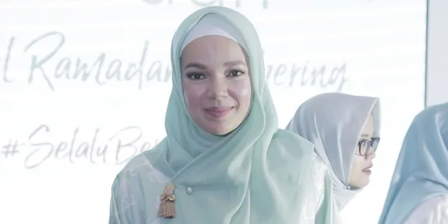 Jelang Ramadan, Dewi Sandra Ingatkan Netizen Bahwa Tidak Semua Persoalan Pribadi Perlu Dishare di Medsos