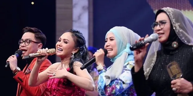 Jelang Usia Kepala 6, Dian Piesesha Tetap Setia Bermusik