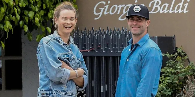 Jenis Kelamin Bayi Kedua Adam Levine &#38; Behati Prinsloo Terungkap!