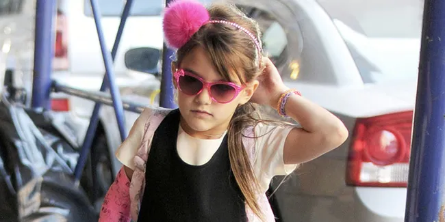 Jika Katie Holmes dan Suri Cruise Bertengkar di Depan Umum