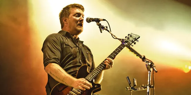 Josh Homme: Dave Grohl Buat Hal Biasa Jadi Bagus