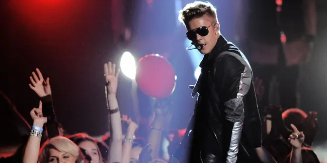 Justin Beiber Raih Top Male Artist di Billboards Music Awards!