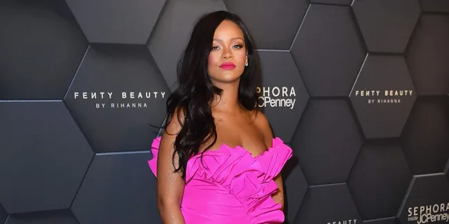 Kalahkan Beyonce - Madonna, Rihanna Jadi Musisi Wanita Terkaya di Dunia