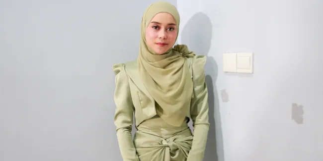 Kali Pertama Berdiri Satu Panggung, Fuji Ungkap Rasa Kagum Terhadap Lesti Kejora