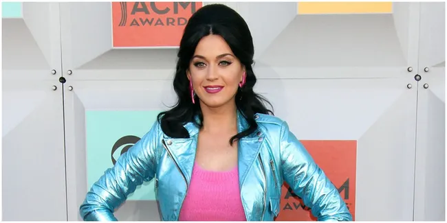 Katy Perry Rilis Single Baru 'Chained To The Rhythm'