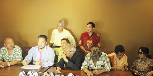 Keluarga: Eyang Subur Kuat Ibadah Salat