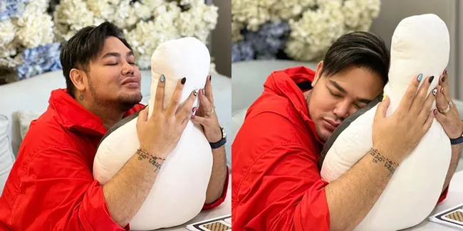 Kembali Disorot, 12 Potret Ivan Gunawan Bareng 'Anak' Barunya: Please Hargai dan Jangan Hujat Saya