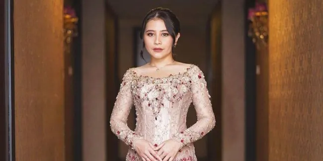 Fakta yang Mungkin Belum Kalian Tahu, Beberapa Selebritis Indonesia Ini Ternyata Pernah Jadi Dosen!