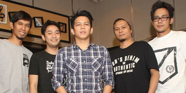 Kerennya NOAH Tampil Pertama Kali di TV Dengan 'Separuh Aku'