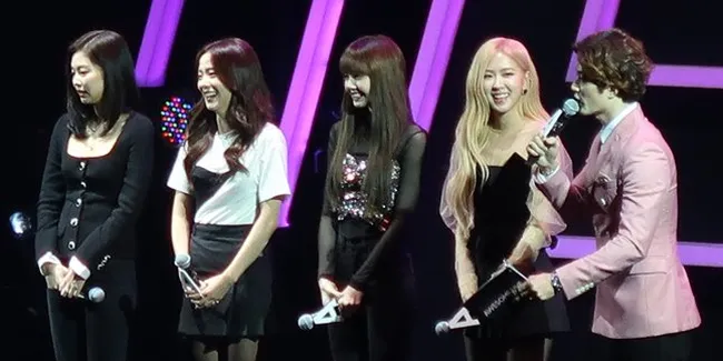 Keseruan Exclusive Fan Meeting BLACKPINK, Dihadiri Ratusan Orang!