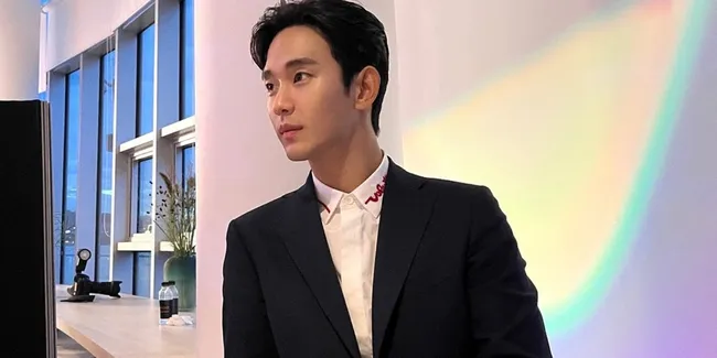 Kim Soo Hyun Siap Comeback di THE FACT MUSIC AWARDS 2026 Pasca Kontroversi