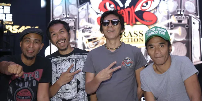 Komitmen, Slank Gelar Konser Drug Free