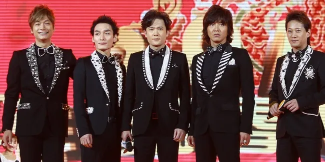 Konfirmasi SMAP Gagal Bubar Jadi Trending, Twitter Jepang Down