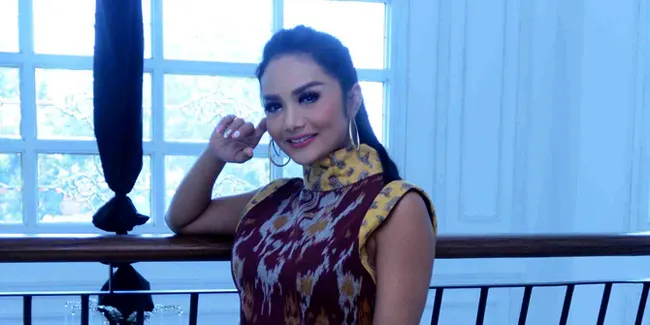 Krisdayanti Dapat Ucapan Selamat Ultah Penuh Makna Dari Aurel & Azriel