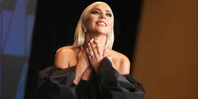 Lady Gaga Pakai Kalung Berlian Seharga Rp 420 Miliar ke Oscar 2019