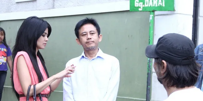 Lagi Kerja, Epy Kusnandar Selalu Diikuti Istri