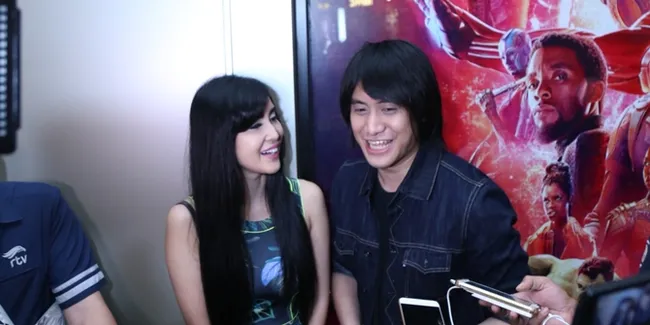 Lamar Kekasih di Korea, Seperti Apa Sih Cincin Lamaran Kevin Aprilio?