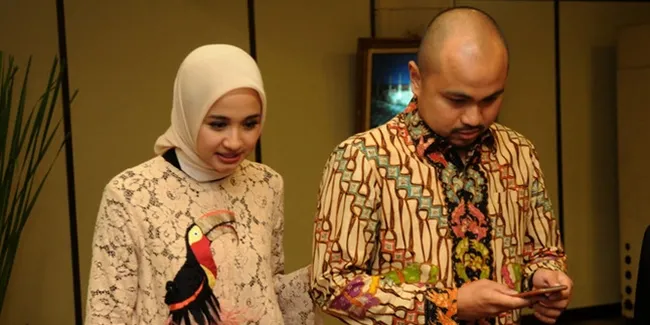 Laudya Bella - Afif Kalla Datang Bareng ke Resepsi Ratu Felisha