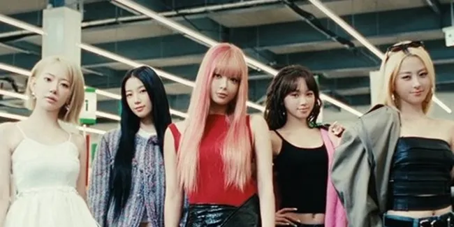LE SSERAFIM Jadi Girlgroup K-Pop Gen 4 Tercepat dengan 5 Album Masuk Top 10 Billboard 200