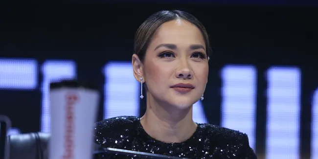 Lewat EP 'Live at BCL's Attic', Bunga Citra Lestari Siapkan Dirinya Kembali ke Dunia Hiburan