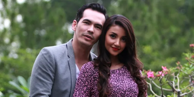 Lima Tahun Menikah, Tsania Marwa Gugat Cerai Atalarik Syach