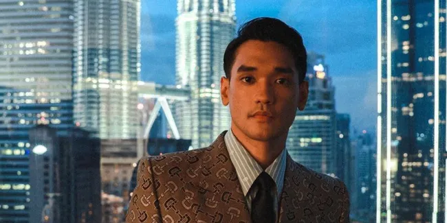 Lirik Lagu PANAH ASMARA - Afgan, Ceritakan Pengalaman Ketika Jatuh Cinta