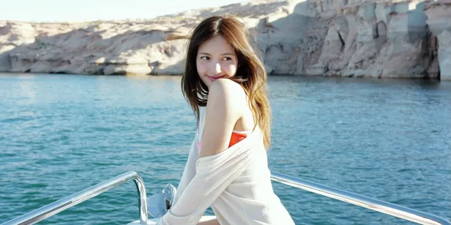 Lisa BLACKPINK Liburan ke Antelope Canyon, Foto Cantiknya Bikin Naksir