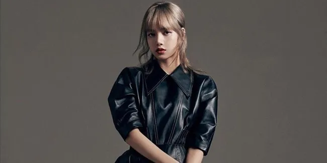 Lisa Tampil Badass di Foto Teaser Terbaru BLACKPINK, Pakai Tindik dan Model Rambut Pendek