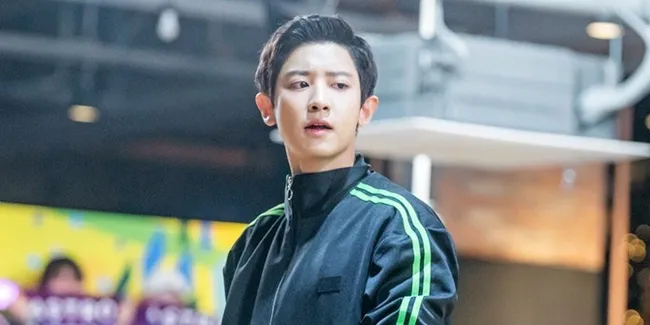 Main Bowling, Chanyeol EXO Pakai Jam Tangan Seharga 1 Miliar