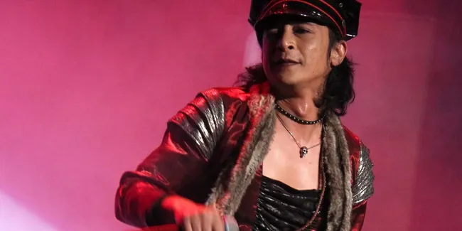 Main Teater, Andi /rif Samakan Dengan Buat Lagu