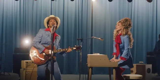 Makna Lagu 'Die With A Smile' Lady Gaga dan Bruno Mars, Pesan Menyentuh untuk Menghargai Cinta & Kehidupan