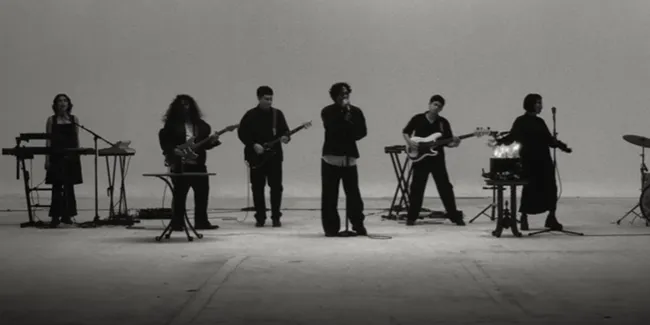 Makna Lagu Everything You Are - Hindia, Pelajaran Cinta Tanpa Syarat