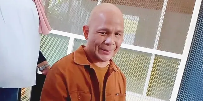 Masih Ingat Sosok Harry Pantja Presenter Dunia Lain? Begini Kondisi Terkininya Pasca Alami 3 Kali Stroke