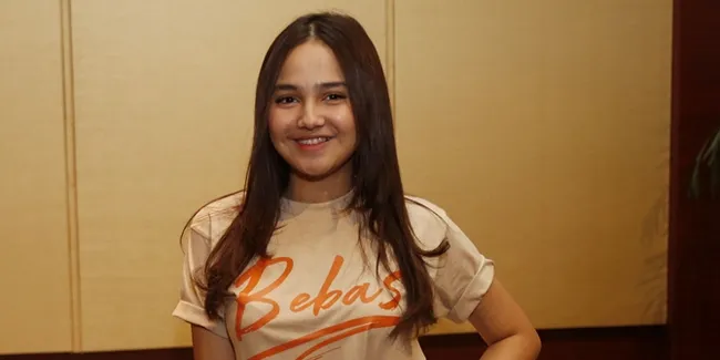 Masuk Nominasi 100 Wanita Tercantik Dunia, Kenapa Syifa Hadju Malah Bingung?