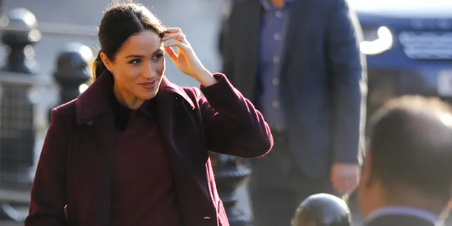 Meghan Markle Tak Akan Hadiri Pernikahan Priyanka Chopra & Nick Jonas