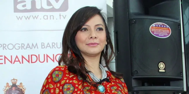 Memes Bantah Jodohkan Kevin