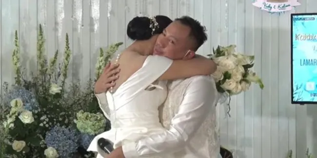 Menangis Terima Lamaran Vicky Prasetyo, Kalina Ocktaranny Berharap Ada Azka di Sebelahnya
